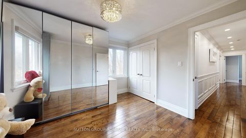 Photo 35 at 8 Colleen Street, Yorkhill, Vaughan