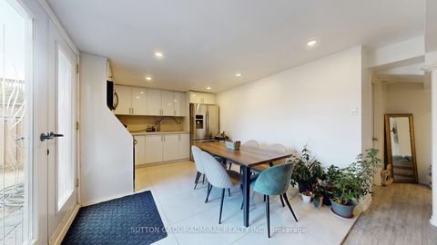 Photo 42 at 8 Colleen Street, Yorkhill, Vaughan