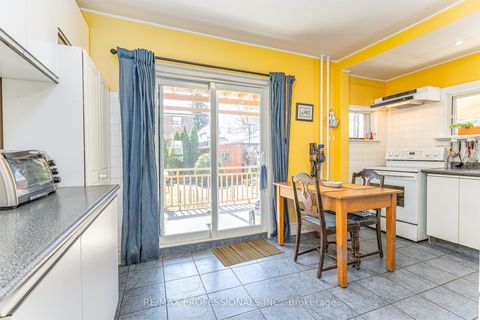 Photo 9 at 9 Orley Avenue, Lumsden, Toronto