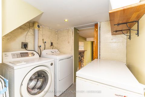 Photo 26 at 9 Orley Avenue, Lumsden, Toronto