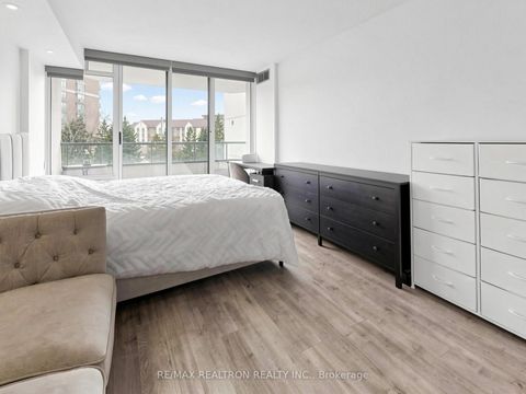 Photo 9 at 406 - 120 Promenade Circle, Brownridge, Vaughan