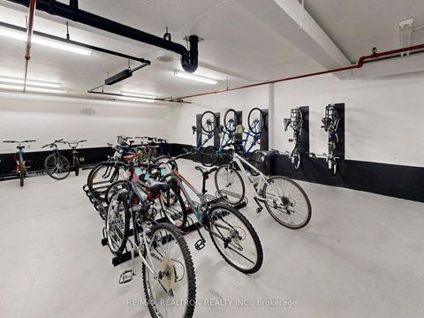 Photo 31 at 406 - 120 Promenade Circle, Brownridge, Vaughan