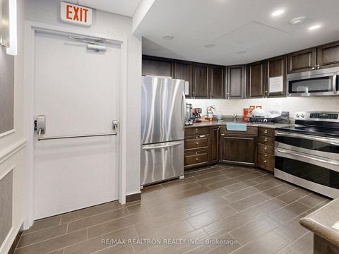 Photo 38 at 406 - 120 Promenade Circle, Brownridge, Vaughan