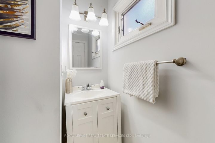 Photo 20 at 25 - 3001 Centennial Drive, Palmer, Burlington