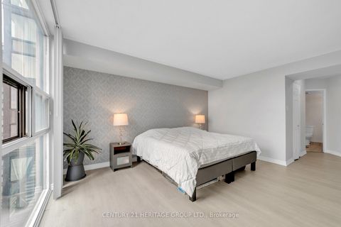 Photo 26 at 806 - 30 Harding Boulevard W, North Richvale, Richmond Hill