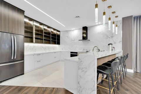 Photo 41 at 806 - 30 Harding Boulevard W, North Richvale, Richmond Hill