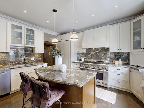 Photo 6 at 128 Annette Street, Junction Area, Toronto