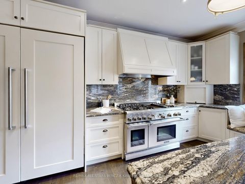 Photo 9 at 128 Annette Street, Junction Area, Toronto