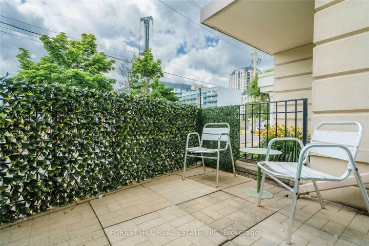 Photo 18 at 103 - 9 Greenbriar Road, Bayview Village, Toronto