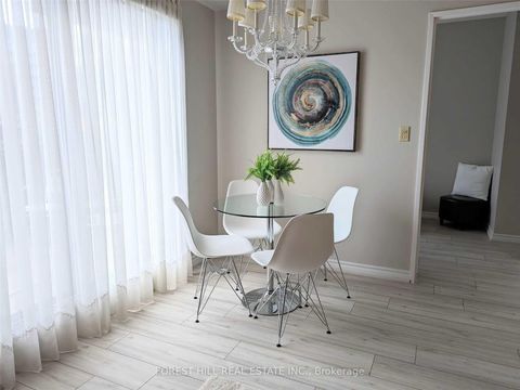 Photo 6 at 103 - 9 Greenbriar Road, Bayview Village, Toronto