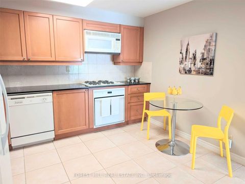 Photo 9 at 103 - 9 Greenbriar Road, Bayview Village, Toronto