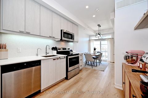 Photo 7 at 39 - 57 Finch Avenue W, Willowdale West, Toronto