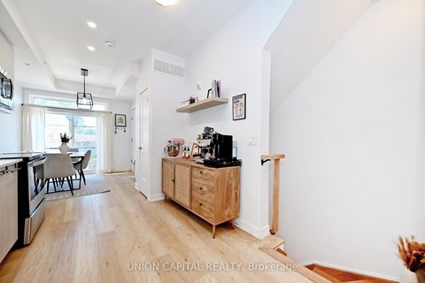 Photo 25 at 39 - 57 Finch Avenue W, Willowdale West, Toronto