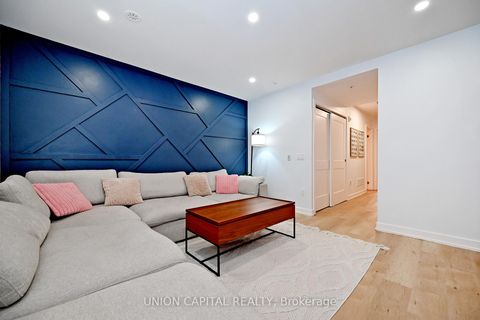 Photo 32 at 39 - 57 Finch Avenue W, Willowdale West, Toronto