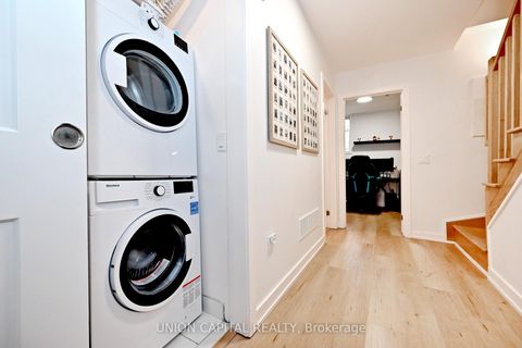 Photo 40 at 39 - 57 Finch Avenue W, Willowdale West, Toronto