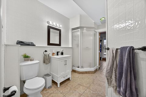 Photo 20 at 4 Dunnett Drive, Ardagh, Barrie