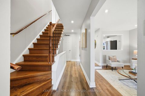 Photo 3 at 1786 Listowell Crescent, Liverpool, Pickering