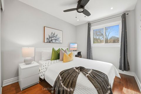 Photo 26 at 1786 Listowell Crescent, Liverpool, Pickering