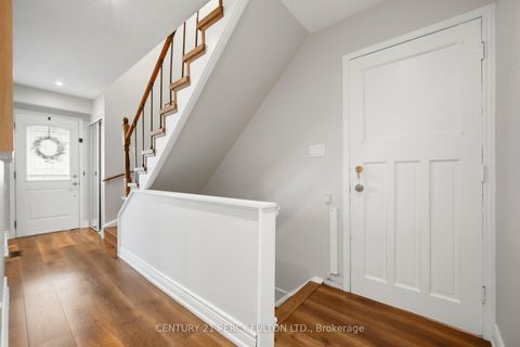 Photo 32 at 1786 Listowell Crescent, Liverpool, Pickering