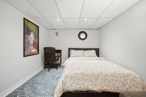 Photo 37 at 1786 Listowell Crescent, Liverpool, Pickering