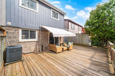 Photo 46 at 1786 Listowell Crescent, Liverpool, Pickering