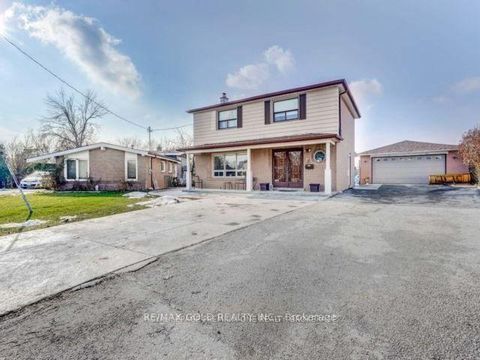 Photo 2 at 6 Monaco Court, Black Creek, Toronto