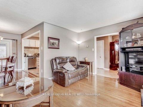 Photo 5 at 6 Monaco Court, Black Creek, Toronto