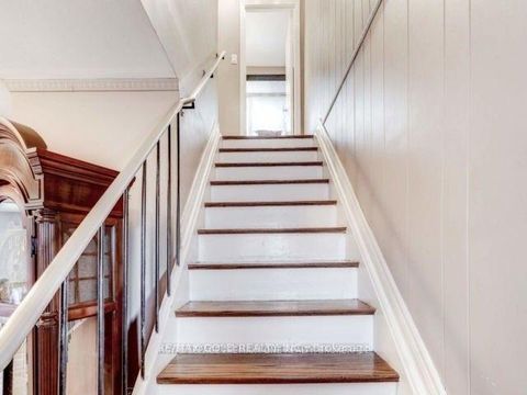 Photo 11 at 6 Monaco Court, Black Creek, Toronto