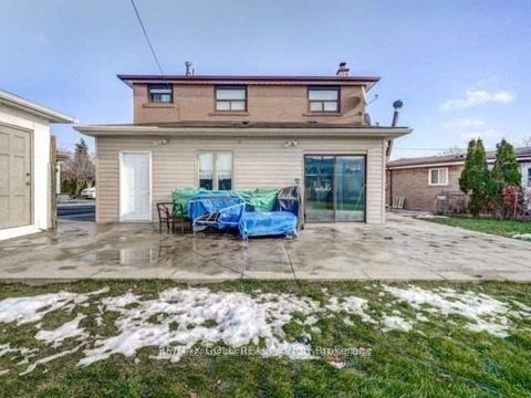 Photo 32 at 6 Monaco Court, Black Creek, Toronto