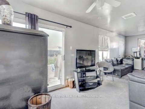 Photo 34 at 6 Monaco Court, Black Creek, Toronto