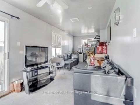 Photo 35 at 6 Monaco Court, Black Creek, Toronto