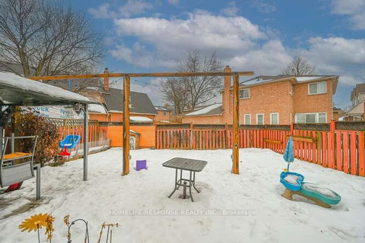 Photo 31 at 6103 PRAIRIE Circle, Lisgar, Mississauga