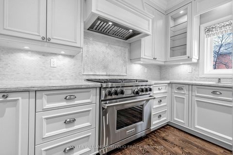 Photo 12 at 39 Downing Boulevard, Uplands, Vaughan