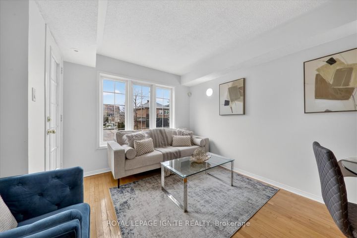 Photo 9 at 4 - 42 Pinery Trail, Malvern, Toronto