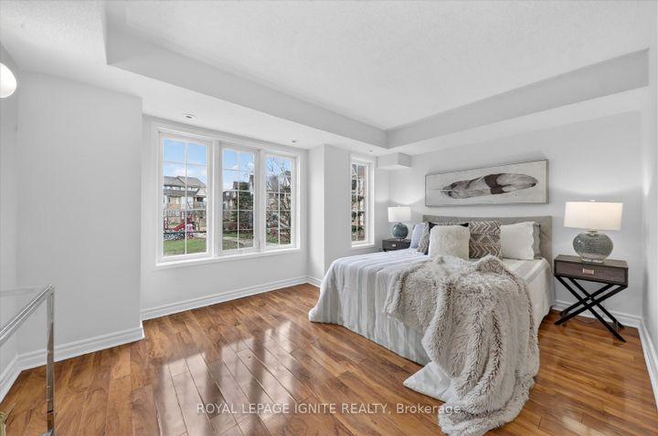 Photo 13 at 4 - 42 Pinery Trail, Malvern, Toronto