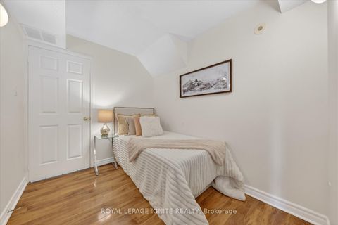 Photo 20 at 4 - 42 Pinery Trail, Malvern, Toronto