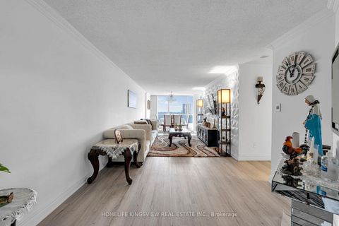 Photo 3 at 806 - 1 Rowntree Road, Jamestown, Toronto