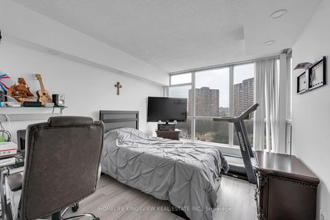 Photo 13 at 806 - 1 Rowntree Road, Jamestown, Toronto