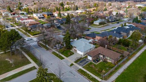 Photo 33 at 119 Brampton Road, Richview, Toronto