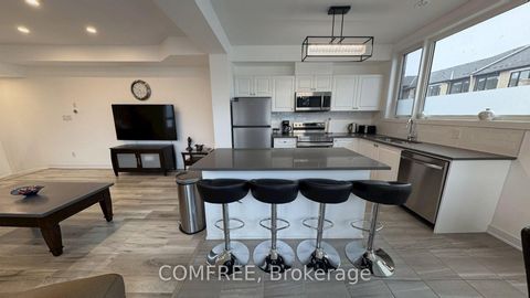 Photo 6 at 1 Red Maple Lane, Shore, Barrie