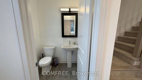 Photo 11 at 1 Red Maple Lane, Shore, Barrie