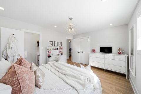 Photo 26 at 41 Camlaren Crescent, Kleinburg, Vaughan