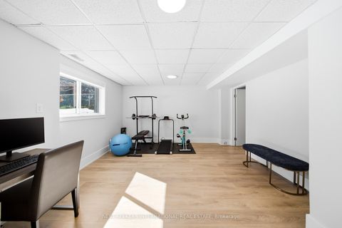 Photo 37 at 41 Camlaren Crescent, Kleinburg, Vaughan