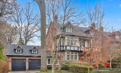 Photo 2 at 127 Roxborough Drive, Moore Park, Toronto