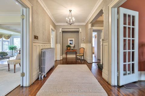 Photo 3 at 127 Roxborough Drive, Moore Park, Toronto