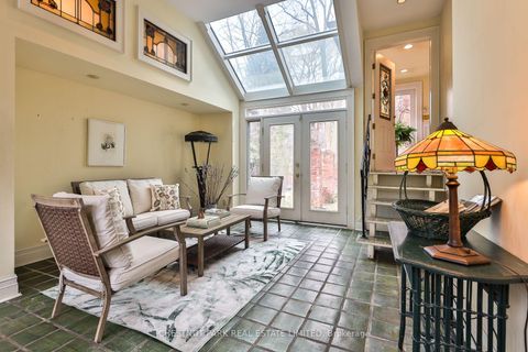 Photo 12 at 127 Roxborough Drive, Moore Park, Toronto