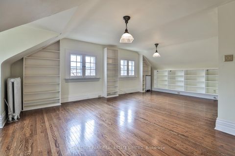 Photo 28 at 127 Roxborough Drive, Moore Park, Toronto