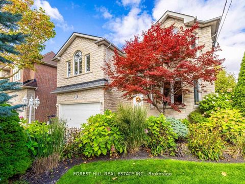 Photo 1 at 16 Northwood Drive, Newtonbrook East, Toronto