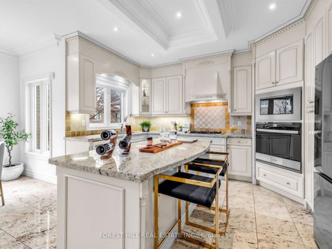 Photo 20 at 16 Northwood Drive, Newtonbrook East, Toronto