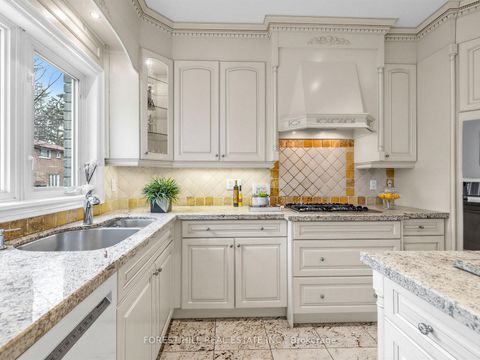 Photo 21 at 16 Northwood Drive, Newtonbrook East, Toronto